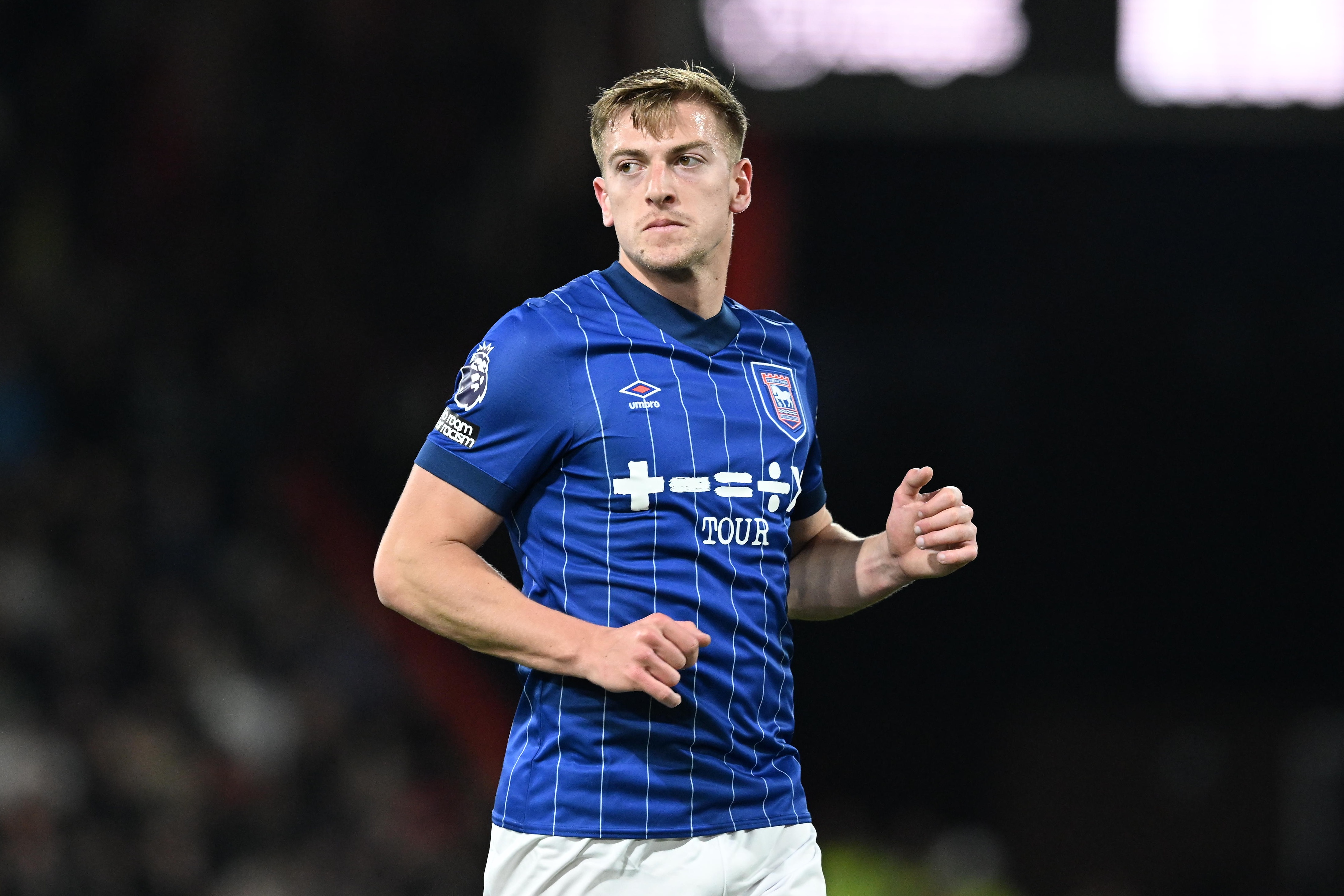 伊普斯维奇前锋德拉普索周薪要求12万至15万英镑引发纽卡关注_极尽体育